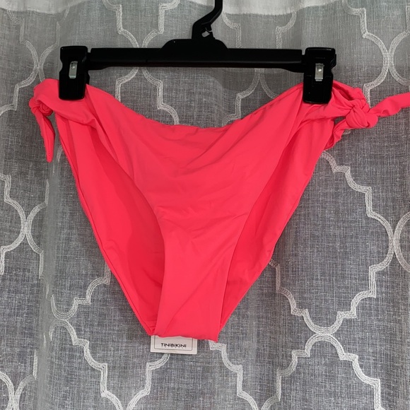 2-piece bikini - Picture 5 of 9